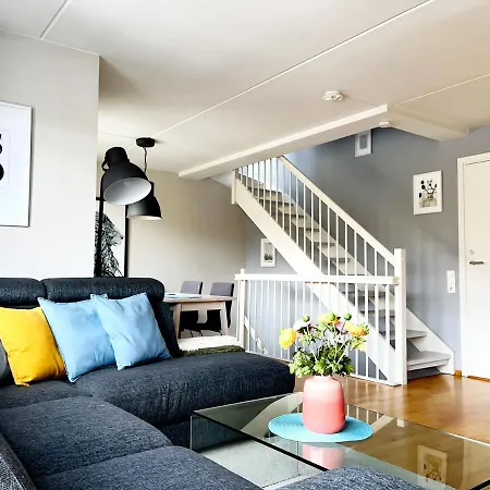Center Flat W Roof Terrace & Free Parking أوسلو