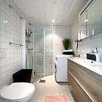 Center Flat W Roof Terrace & Free Parking Daire Oslo